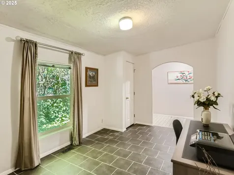 2681 Willamette Falls Drive West Linn OR 97068