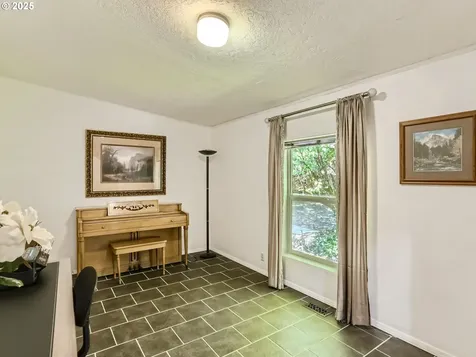 2681 Willamette Falls Drive West Linn OR 97068