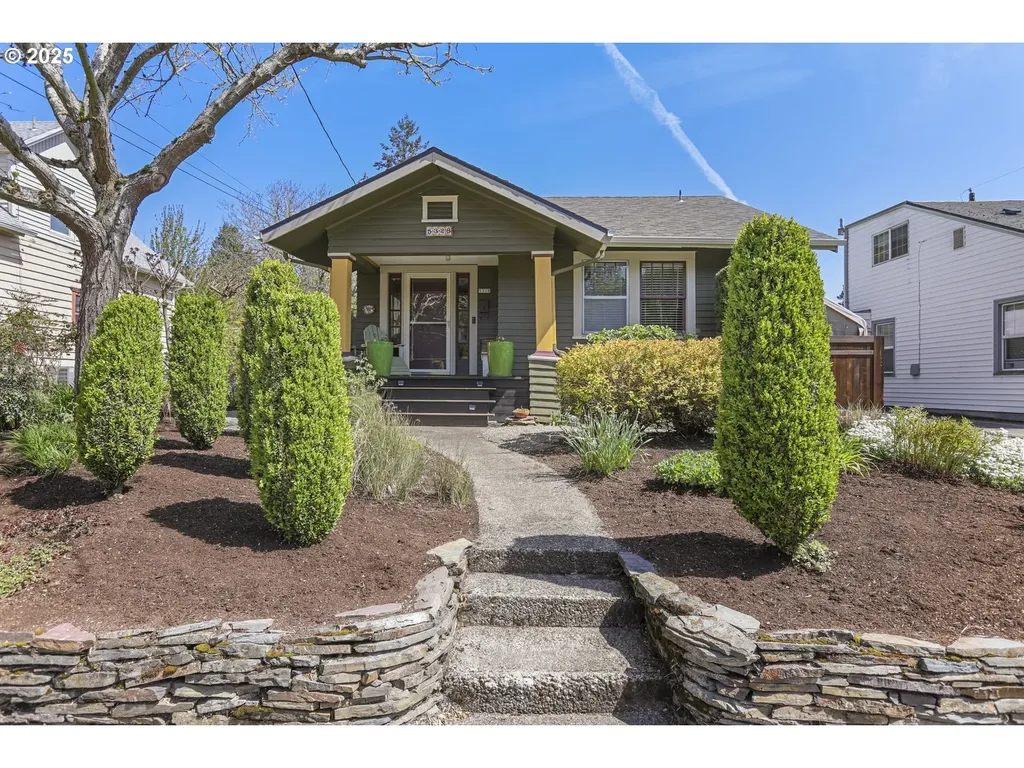 5328 SE 41st Avenue Portland OR 97202