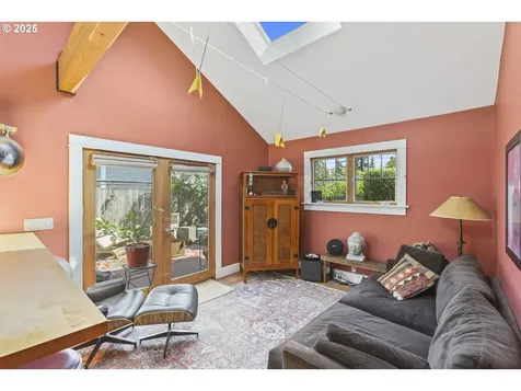 5328 SE 41st Avenue Portland OR 97202