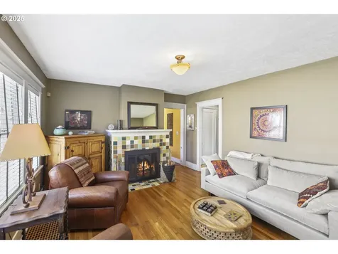 5328 SE 41st Avenue Portland OR 97202