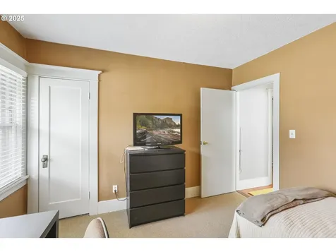 5328 SE 41st Avenue Portland OR 97202