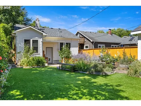 2428 SE Ladd Avenue Portland OR 97214