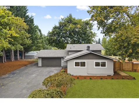 18133 S Clear Acres Drive Oregon City OR 97045