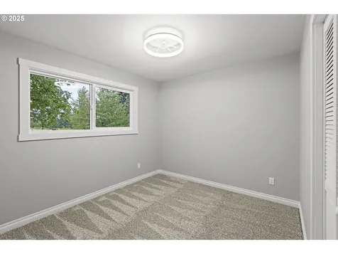 18133 S Clear Acres Drive Oregon City OR 97045
