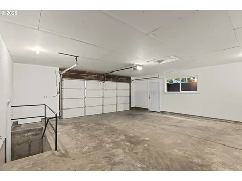 18133 S Clear Acres Drive Oregon City OR 97045