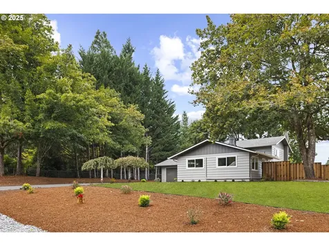 18133 S Clear Acres Drive Oregon City OR 97045