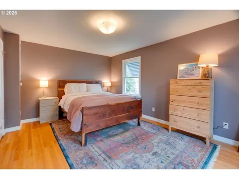 4405 SE Windsor Court Portland OR 97206