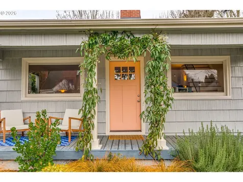 4405 SE Windsor Court Portland OR 97206
