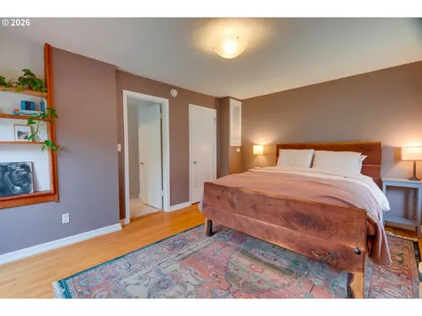 4405 SE Windsor Court Portland OR 97206