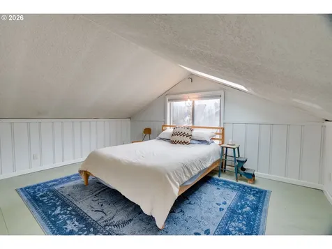4405 SE Windsor Court Portland OR 97206