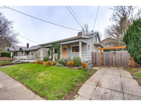 4405 SE Windsor Court Portland OR 97206