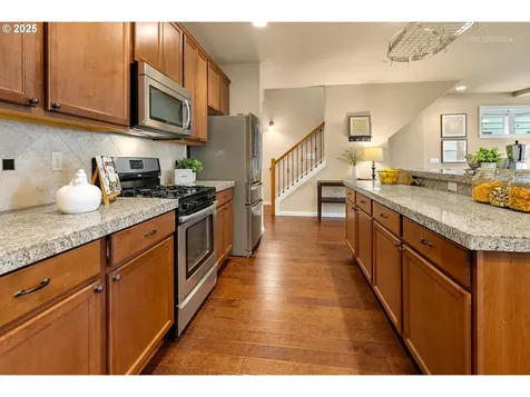 865 SW 90th Avenue Portland OR 97225