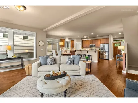 865 SW 90th Avenue Portland OR 97225