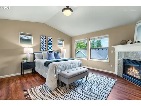 865 SW 90th Avenue Portland OR 97225