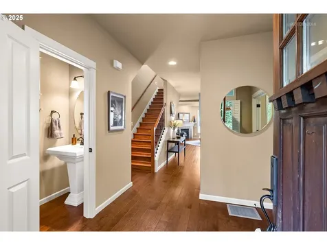 865 SW 90th Avenue Portland OR 97225