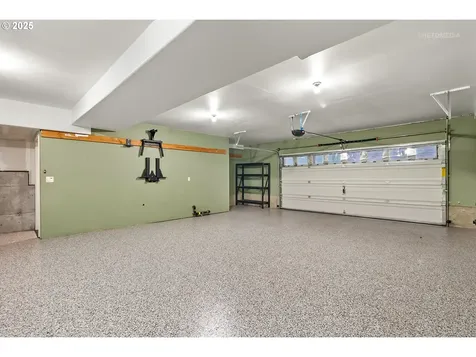 865 SW 90th Avenue Portland OR 97225