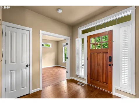 865 SW 90th Avenue Portland OR 97225