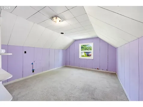 7131 NE Roselawn Street Portland OR 97218