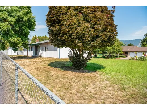 91728 Winnebago Street Eugene OR 97408