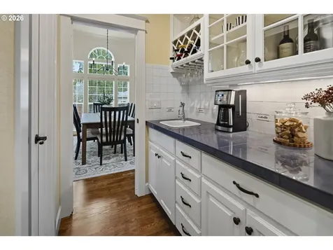 902 NE 47th Avenue Hillsboro OR 97124