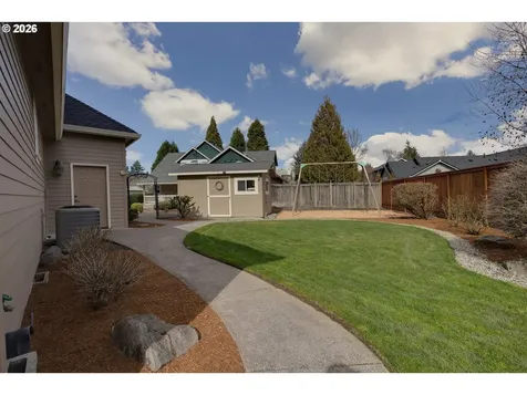 902 NE 47th Avenue Hillsboro OR 97124