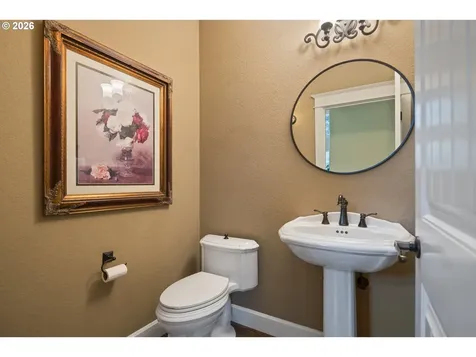 902 NE 47th Avenue Hillsboro OR 97124