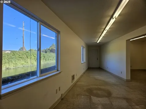 350 W Columbia River Highway Clatskanie OR 97016