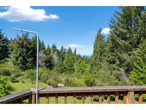 69936 Stage Road North Bend OR 97459