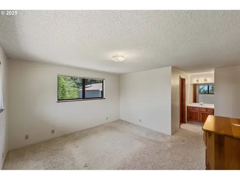 69936 Stage Road North Bend OR 97459