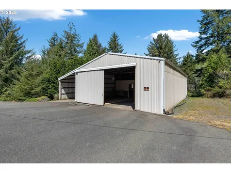 69936 Stage Road North Bend OR 97459