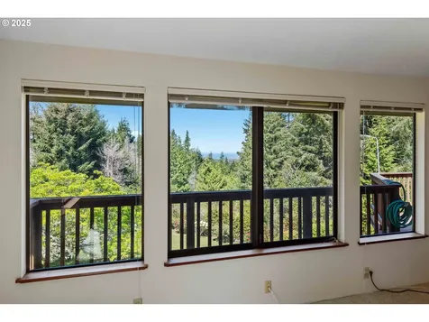 69936 Stage Road North Bend OR 97459