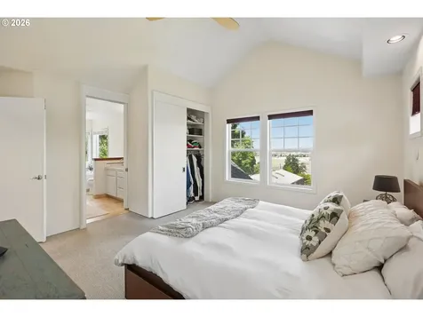 3067 NW Wilson Street Portland OR 97210