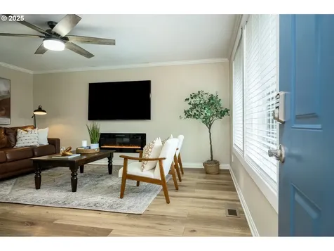 15831 SW Sunset Court Sherwood OR 97140