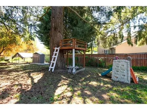 8616 NE 100th Street Vancouver WA 98662