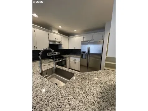 12528 SE Taggart Street Portland OR 97236