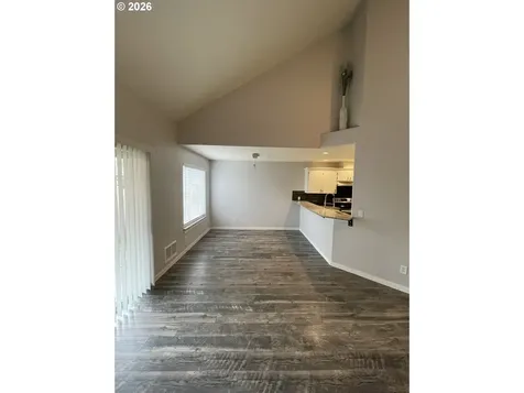 12528 SE Taggart Street Portland OR 97236