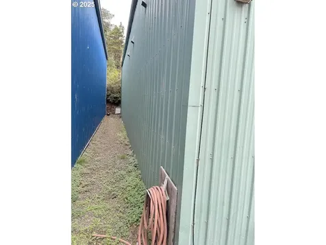 65 SE 62nd Street Newport OR 97366