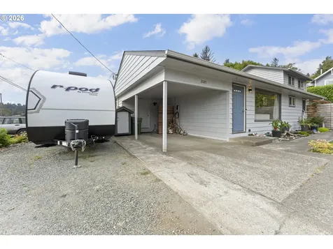2185 N 8th Street Coos Bay OR 97420