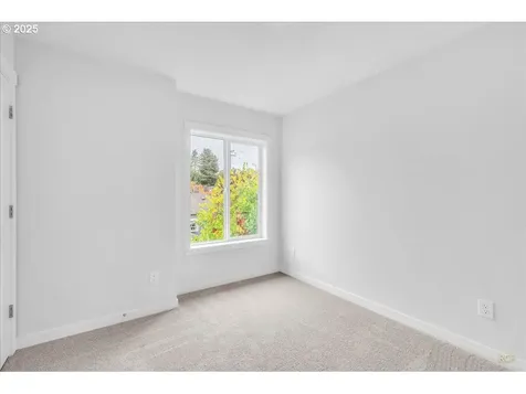 9416 N Bristol Avenue Portland OR 97203