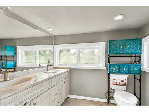2907 Columbia Heights Road Longview WA 98632