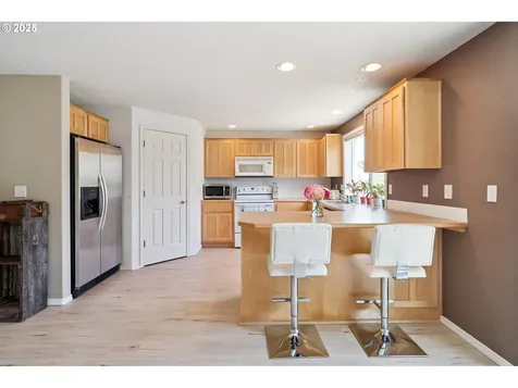 4107 NE 165th Place Vancouver WA 98682