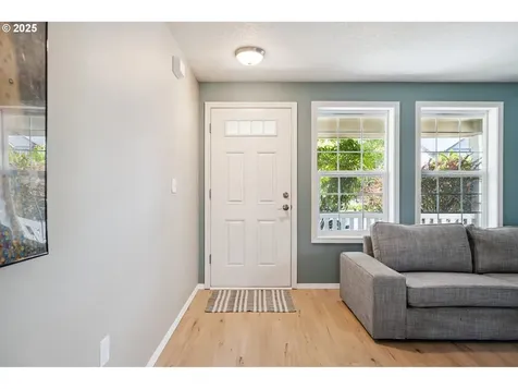 4107 NE 165th Place Vancouver WA 98682
