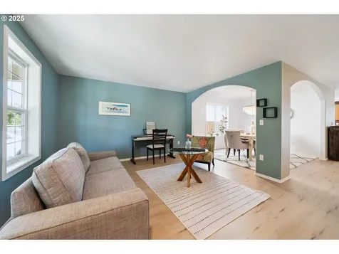 4107 NE 165th Place Vancouver WA 98682