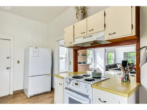 4547 NE 30th Avenue Portland OR 97211