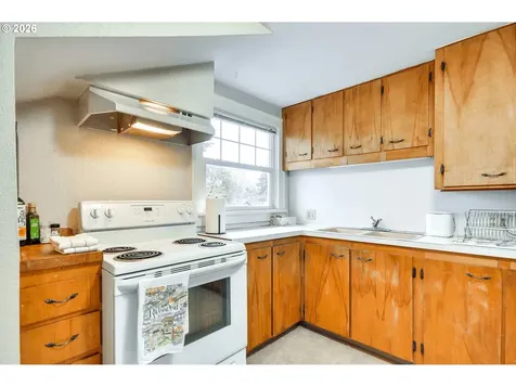 4547 NE 30th Avenue Portland OR 97211