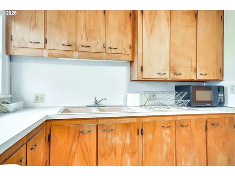 4547 NE 30th Avenue Portland OR 97211