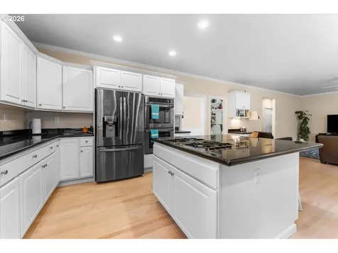 2305 Stonehurst Court Lake Oswego OR 97034