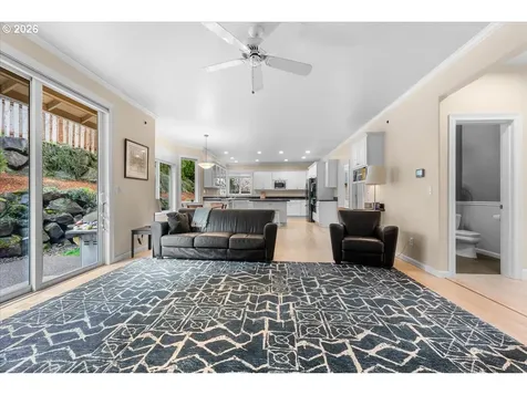 2305 Stonehurst Court Lake Oswego OR 97034