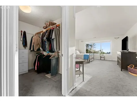 2305 Stonehurst Court Lake Oswego OR 97034